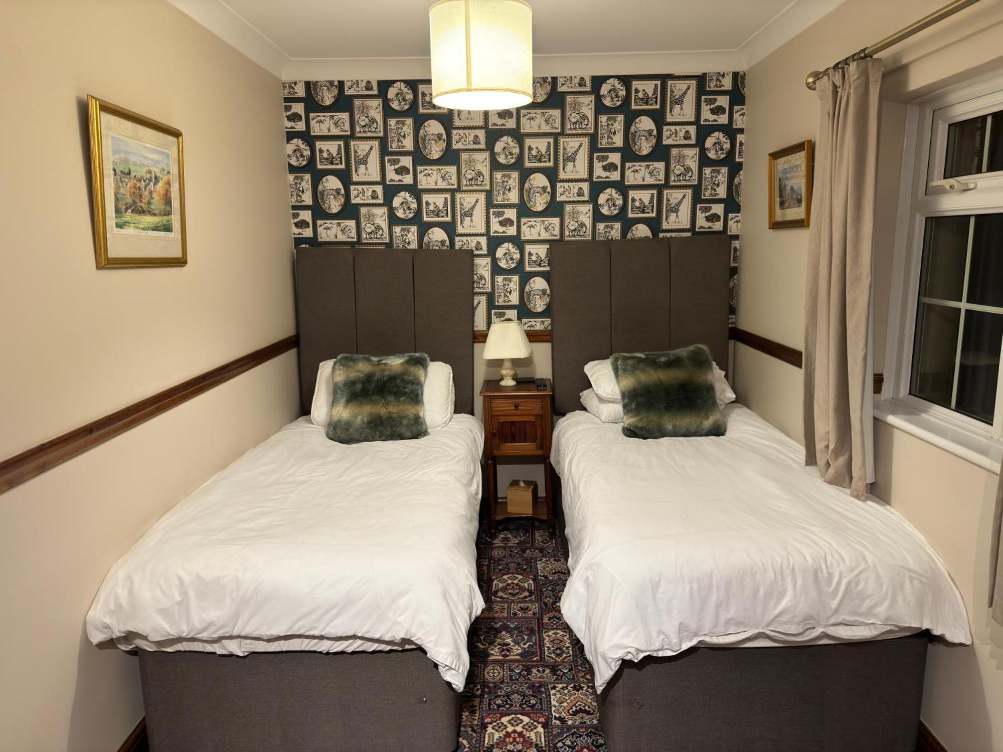 Bed and Breakfast The George At Donyatt Ілмінстер Екстер'єр фото